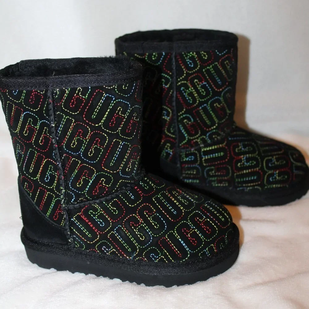 NIB‎ UGG TODDLER GIRL'S LOGO STITCH SUEDE SHEARLING BOOTS BLACK